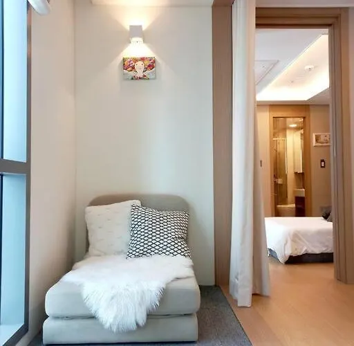 公寓式飯店 해운대 엘본 # Haeundae Station 3min# Sea 3min# High Floor View# Luggage Storage# Flexible Checkin& Out# Family