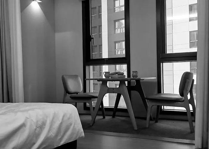 해운대 엘본 # Haeundae Station 3min# Sea 3min# High Floor View# Luggage Storage# Flexible Checkin& Out# Family 公寓式飯店