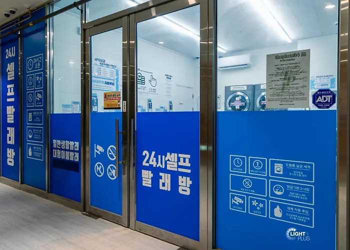 해운대 엘본 # Haeundae Station 3min# Sea 3min# High Floor View# Luggage Storage# Flexible Checkin& Out# Family 3*