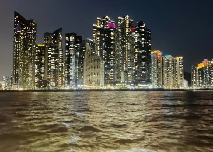 해운대 엘본 # Haeundae Station 3min# Sea 3min# High Floor View# Luggage Storage# Flexible Checkin& Out# Family 釜山