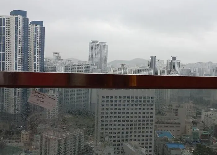 公寓式飯店 해운대 엘본 # Haeundae Station 3min# Sea 3min# High Floor View# Luggage Storage# Flexible Checkin& Out# Family 3*