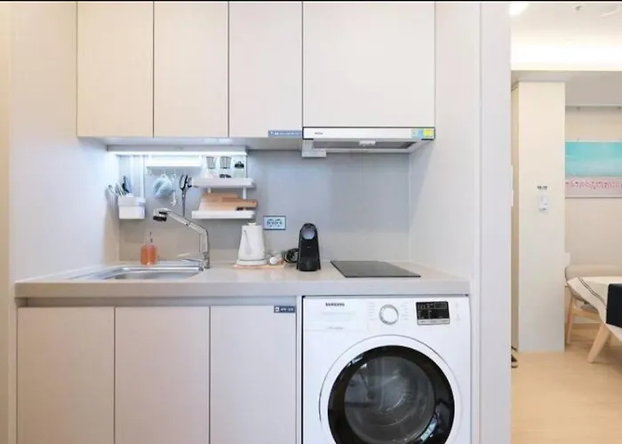 公寓式飯店 해운대 엘본 # Haeundae Station 3min# Sea 3min# High Floor View# Luggage Storage# Flexible Checkin& Out# Family