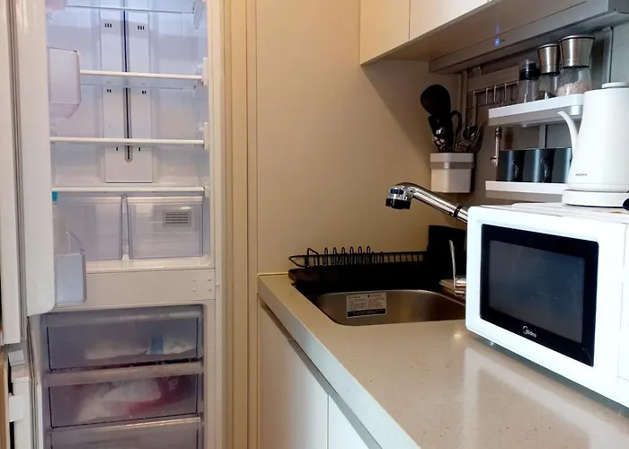 公寓式飯店 해운대 엘본 # Haeundae Station 3min# Sea 3min# High Floor View# Luggage Storage# Flexible Checkin& Out# Family 釜山